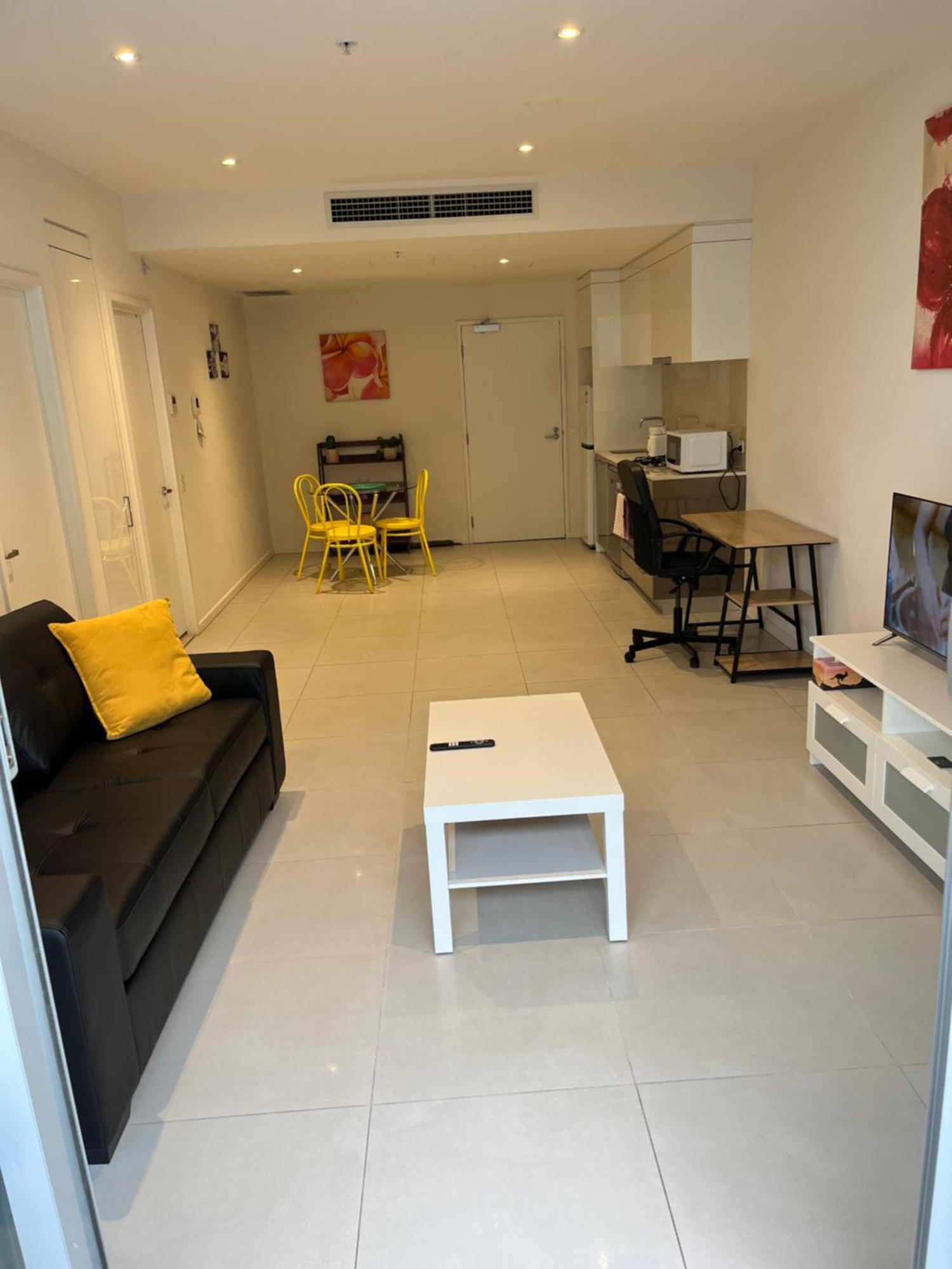 Tasha'S Apartments On Morphett Adelaide Exterior photo